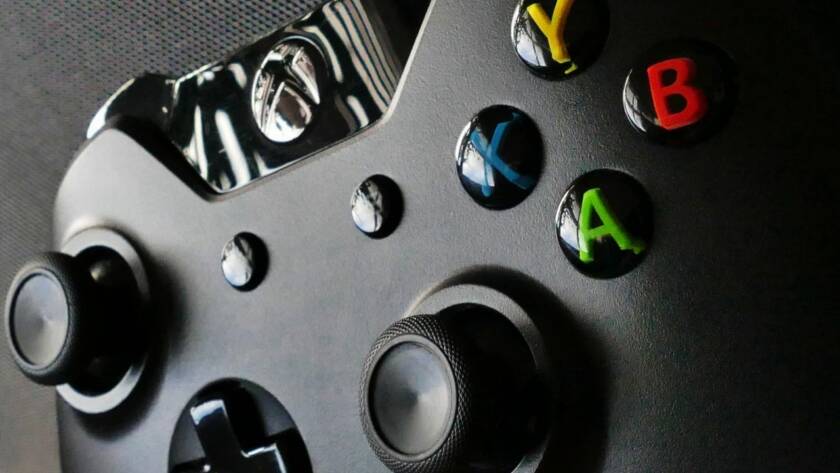 Rozwiązanie problemów z przegrzewaniem i uruchamianiem konsoli Xbox Series X/S